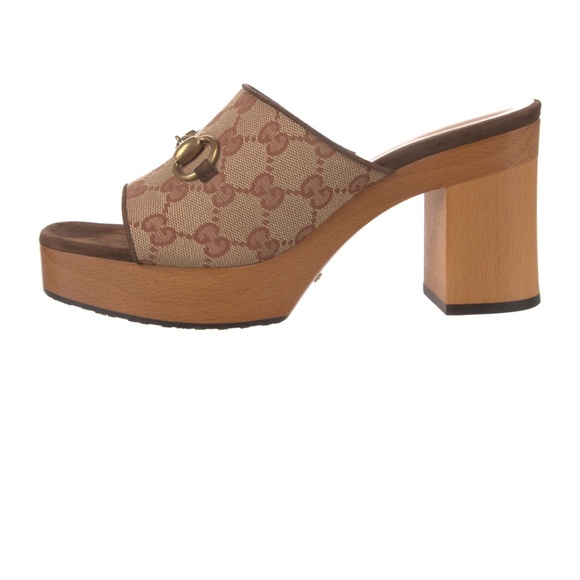 GUCCI HEELS!! Vintage and literally brand new. Was passed down to me but too big - Picture 2 of 3